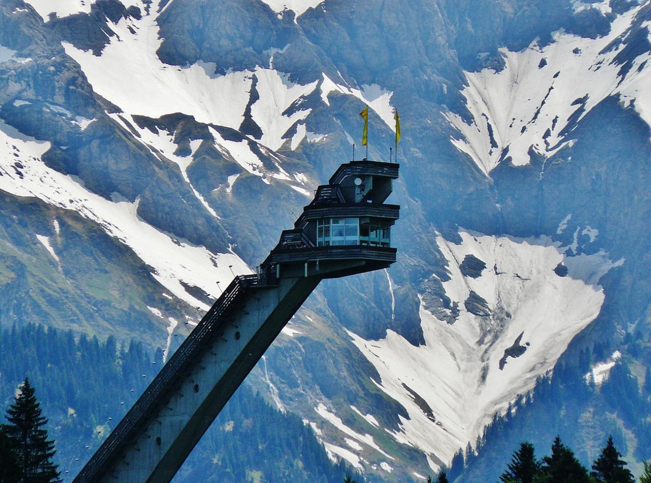 72 Meter über dem Boden: Der spektakuläre Ausblick von der Heini-Klopfer-Skiflugschanze